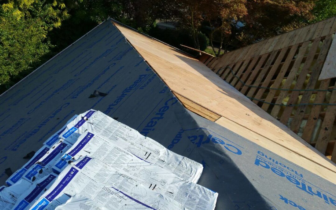 Installing synthetic felt over half inch CDX Plywood