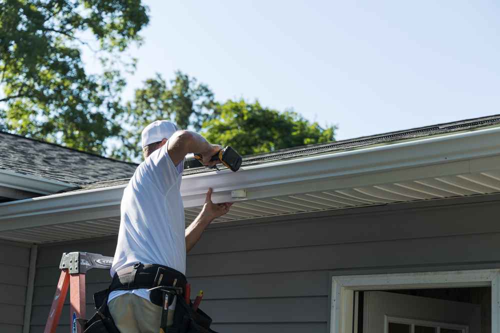 Not Sure Whether it’s Time for New Gutters? Keep an Eye Out for These Signs